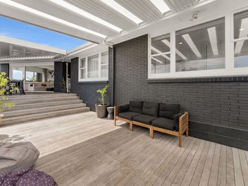 Light-filled and laid-back