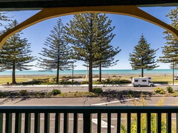 Character - Style - Views