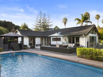 A Private Retreat in a Beautiful Estate Setting