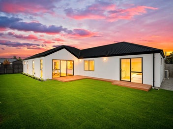 Modern Luxury Meets Family Comfort