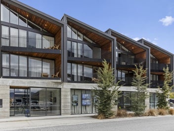 Superb Views and Prime Location