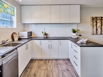 Neat As A Pin, Ready To Move In!