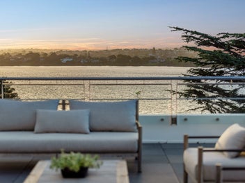 Golden Mile Lakefront