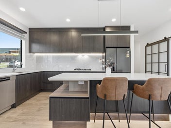 Sunny Corner Situated Family Home