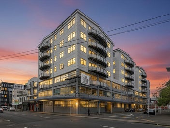 CALLING ALL INVESTORS - SITTING TENANTS IN PLACE