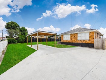 Solid Brick & Tile Home – Freehold