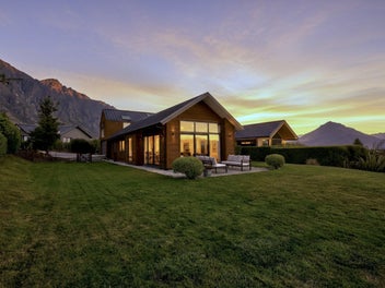 Elevation, Outlook and Effortless Flexibility