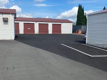 Image 1 of 5
