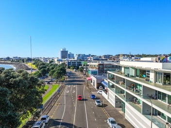 ELITE PENTHOUSE WITH UNMATCHED VIEWS