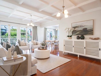 Charming Beauty, Timeless Treasure