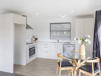 Kearneys Cracker - Move in Ready!