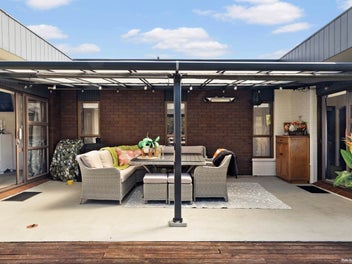 Elevated Living with Lovely Rural Views-Act Quick!