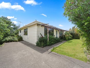 Prime 810sqm Land in Top School Zones