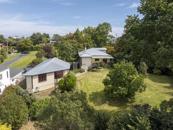 Classic 1920s home with space & views