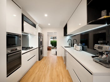 Luxury home – Separate studio