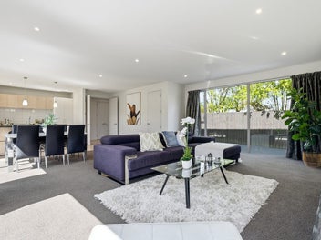 Immaculate Executive Home - Architectural Design