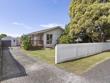 Renovator's Dream on 600m² land!