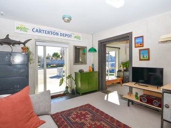 Stop Renting - OYO Commercial Premises