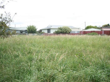 75 Tauhuri Street, Manaia