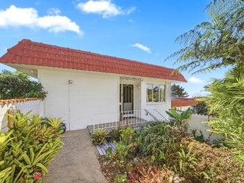 A Coastal Gem with Endless Potential