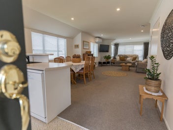 Freehold Living at Orange Grove Village