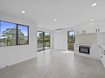 #THEDAY MORTGAGEE AUCTION - STANDALONE