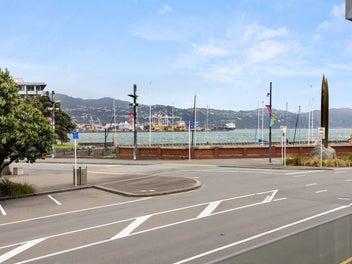 The best buying in Oriental Bay