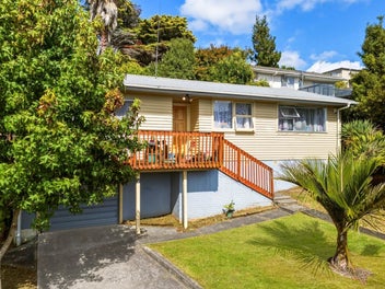 Sunnynook Home, Development and School Advantage