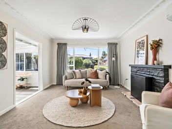 Sunlit Living & Charming Character