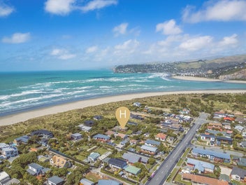 Sun-Soaked Southshore HOME