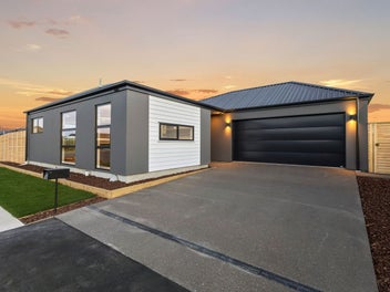 Soar Into Style on Kite Street!