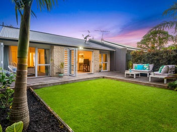 Lock, Leave & Love It!