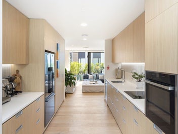 Winning Trifecta: Location, Quality & Lifestyle!