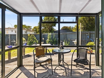 Warm, Welcoming, Well Located