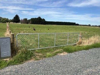 City Close - Country Quiet!