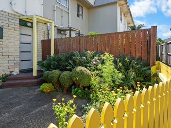 Your Affordable City Fringe Opportunity