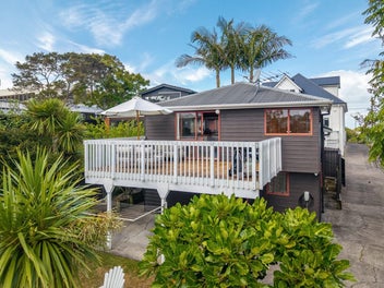 Location Plus! Birkenhead Point