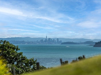 A Master Act - Matiatia