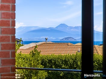 The Old Wharewaka Standard.