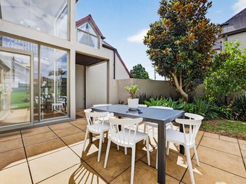 Solid masonry, A-grade location