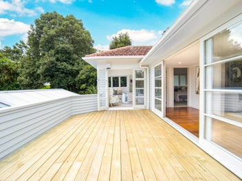 Classic Kiwi Bungalow