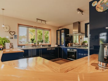 Wickedly Wonderful in Waitepeka!