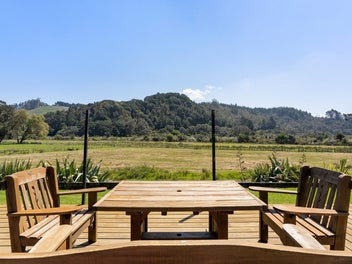 Single Level Living with Rural Outlook - In Town