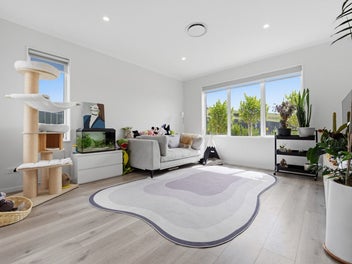 Must Be Sold - Stylish Family Living in Milldale