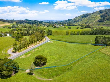 Wide Skies. Fresh Starts.