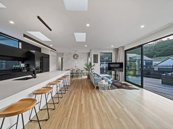 Mediterranean Luxury in Cashmere Estate