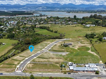 Elevated Residential Section Overlooking Reserve