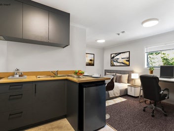 INVESTMENT OPPORTUNITY - 10 % GROSS YIELD !