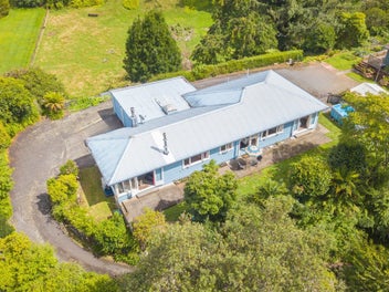 Large Home, Large Section, Great Value!