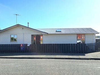 Image 1 of 1